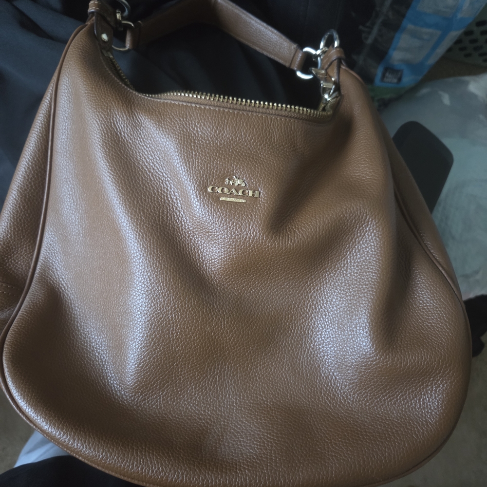 Coach Harley Hobo in Pebble Leather